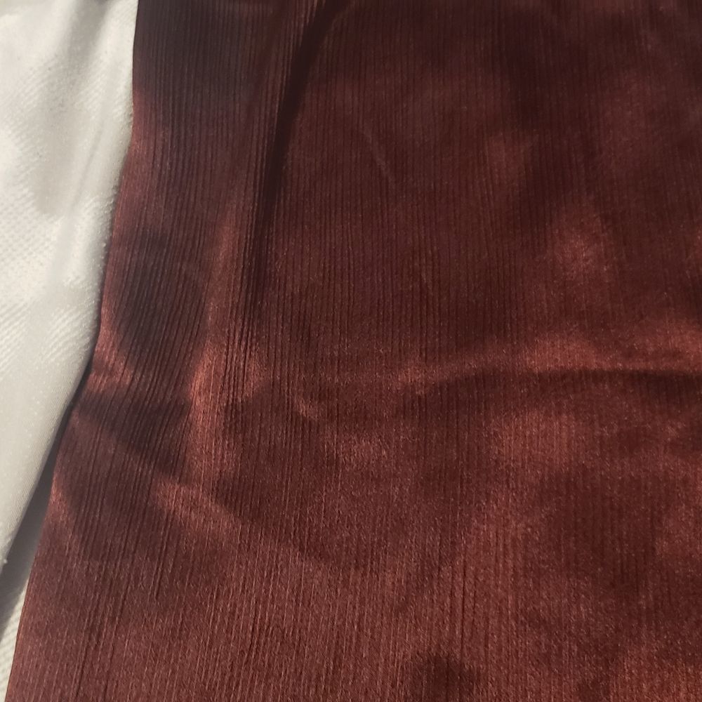 Curtains!! Set of 4 Maroon Grommet Curtain Panels – Luxurious, Textured Finish - Picture 8 of 15